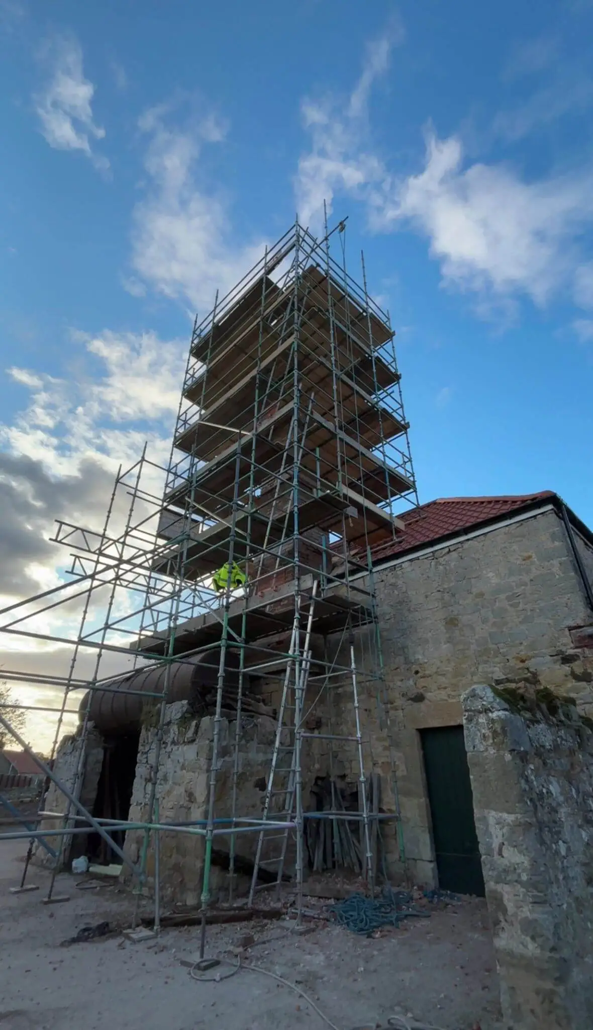 Haddington and surrounding areas: 1700s Brick Chimney Restoration (1 of 2)