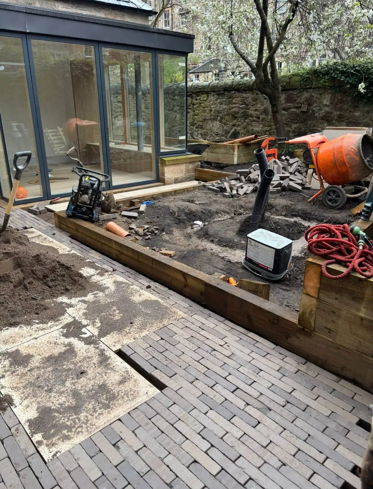 Meadows, Edinburgh (1 of 2)